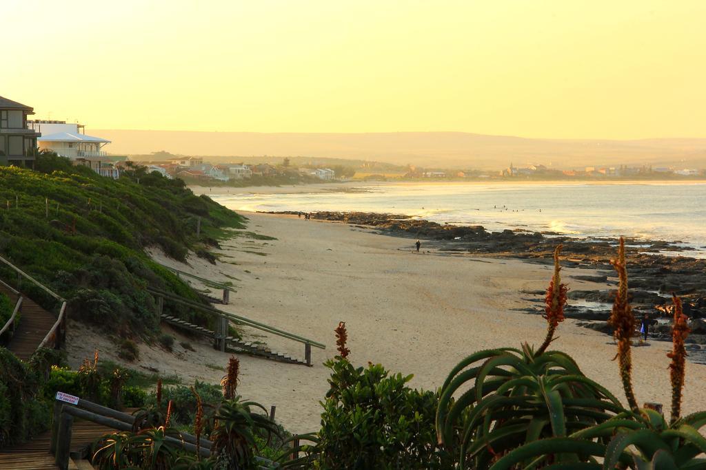 Beach House Jeffreys Bay Exterior photo